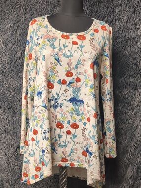 Floral Long-Sleeve Scoop Neck Top - Ivory with Red & Blue Print